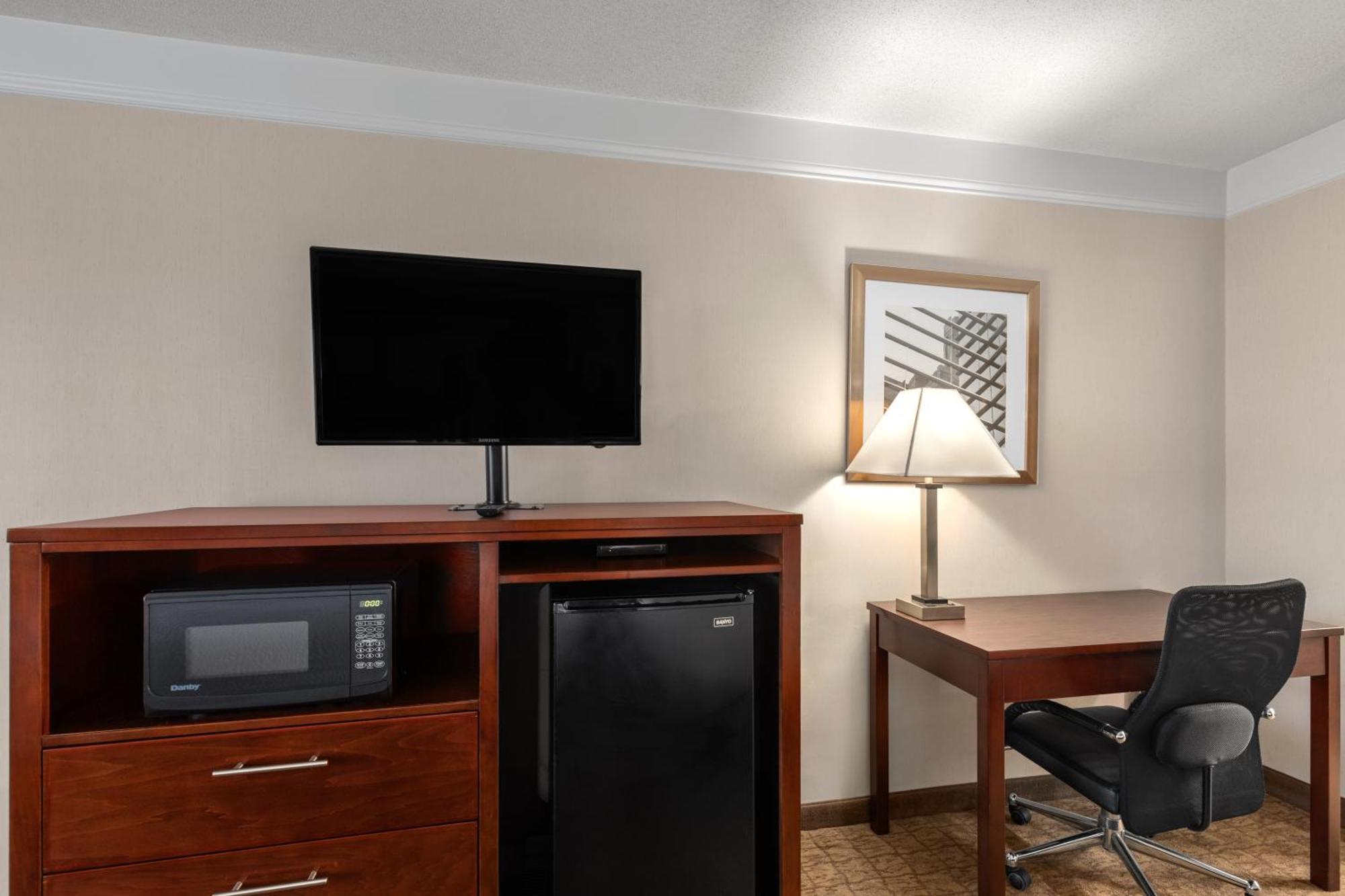 Days Inn By Wyndham Columbia Kentucky Exterior foto